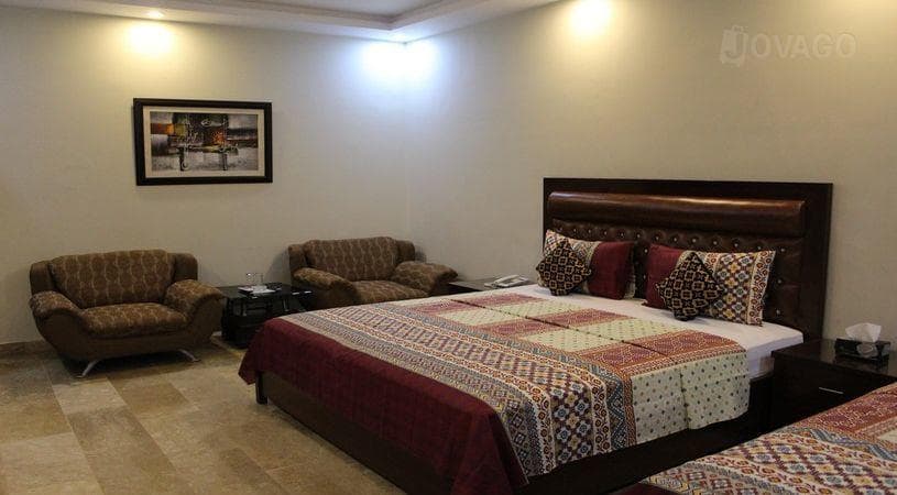 Seaview Lodge Guest House - Image 4