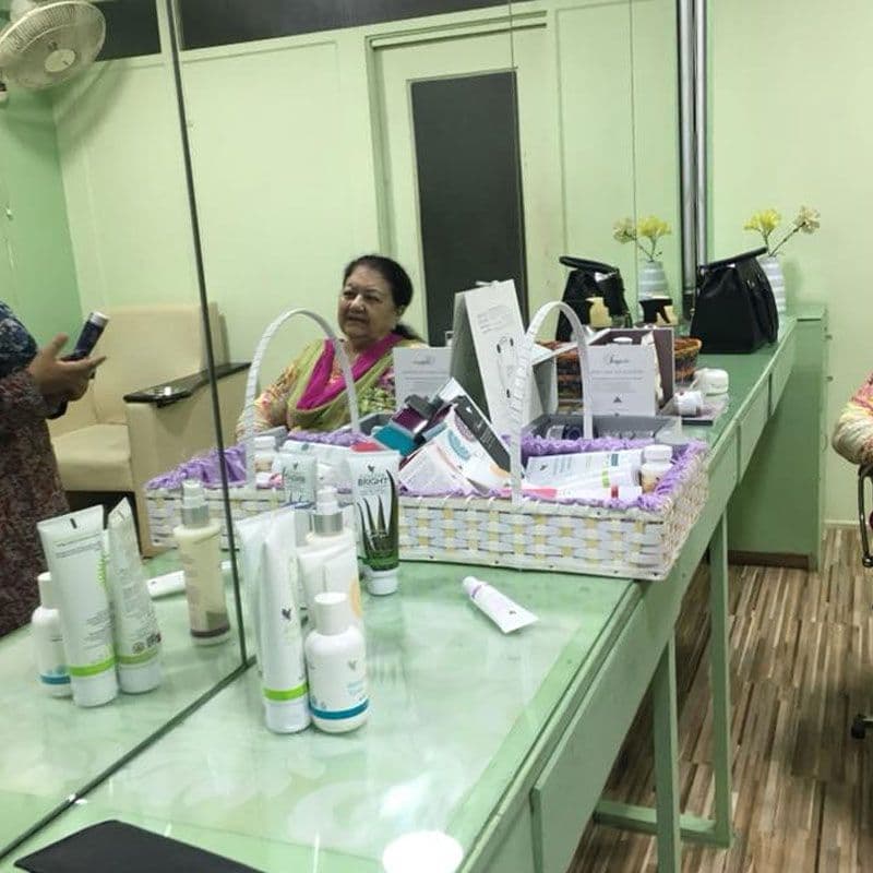 Aashi Arsalan Salon - Image 2
